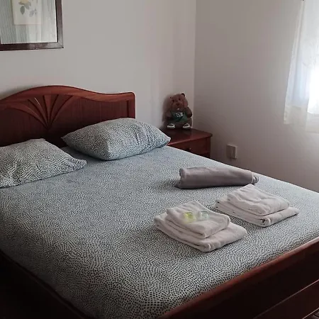 Swordfish Cliff * Peniche